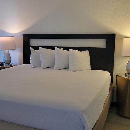 Mc Pacific Inn & Suites Торренс Екстер'єр фото